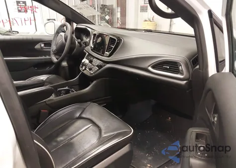 2022 Chrysler Pacifica Hybrid Limited from USA, damaged, VIN 2C4RC1S73NR165035